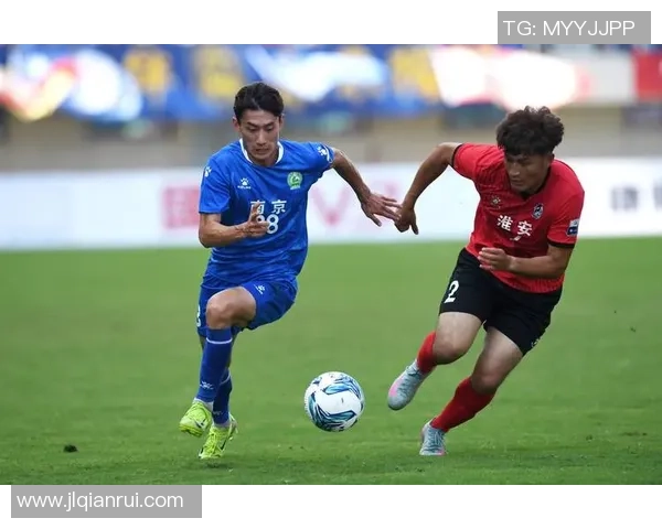 南京羽毛球队配合问题引发热议球迷与专家各抒己见探讨未来发展 南京羽毛球队配合问题引发热议球迷与专家各抒己见探讨未来发展