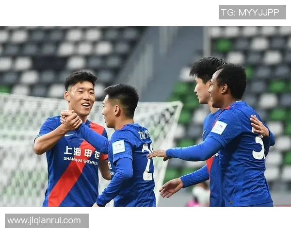 足球明星不当行为引发争议视频曝光引发社会热议与关注 足球明星不当行为引发争议视频曝光引发社会热议与关注