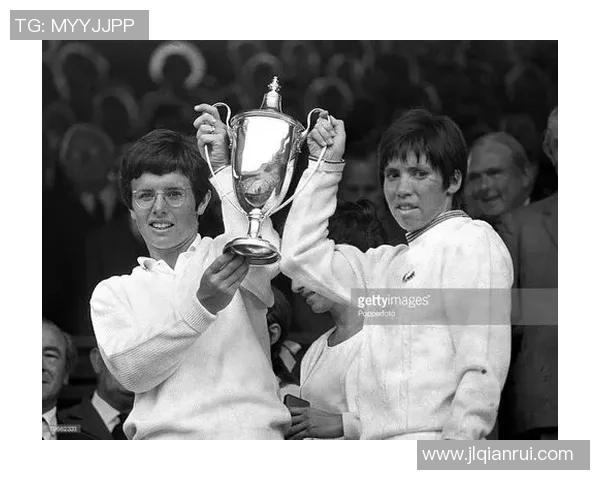 重庆网球队在联合会杯中的个人能力展现与技术分析